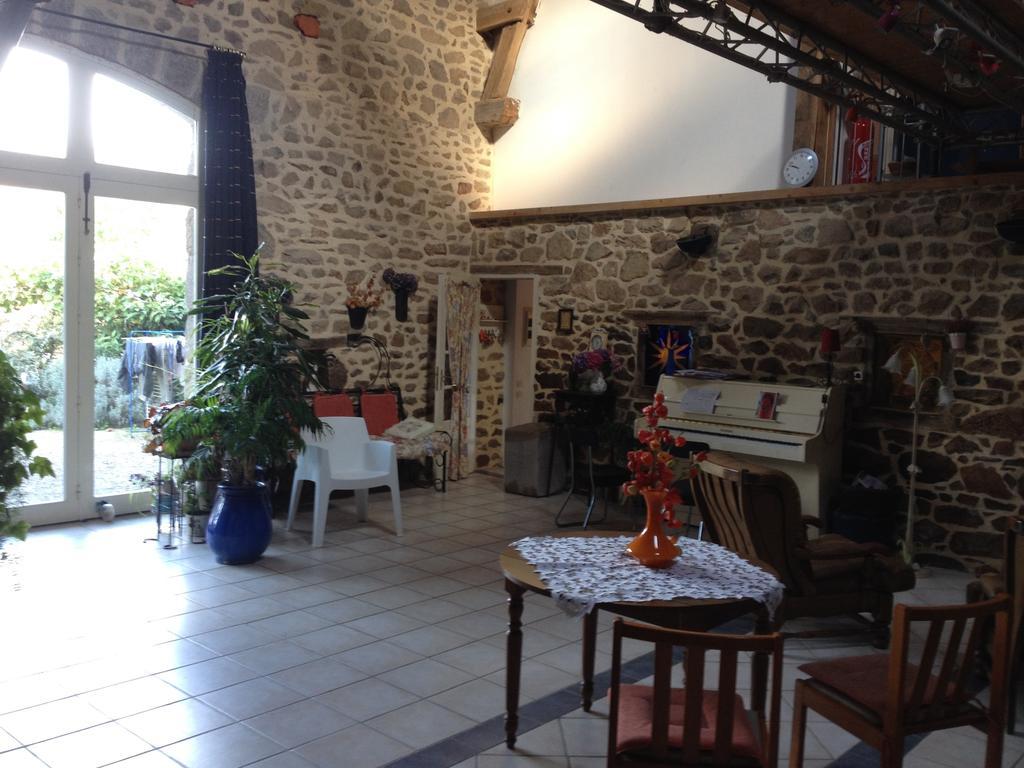 Le Pigeonnier De Quarre Bed & Breakfast Ngoại thất bức ảnh